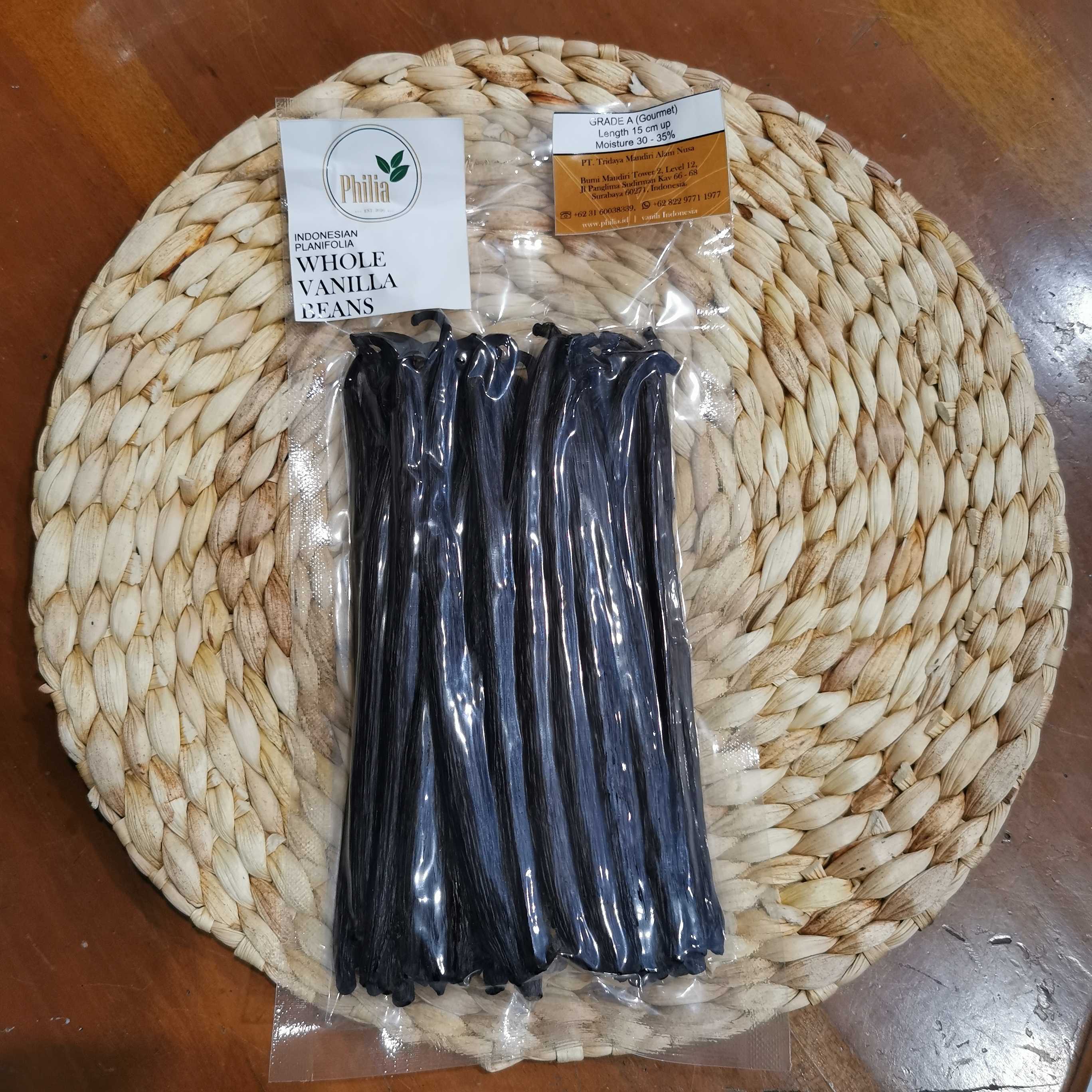 Indonesian Planifolia Vanilla Beans, Grade A, 100 grams